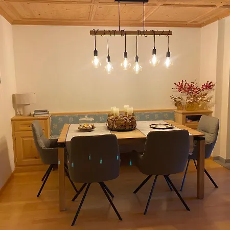 Apartmán 3 Bedroom Luxury With Access Klosters