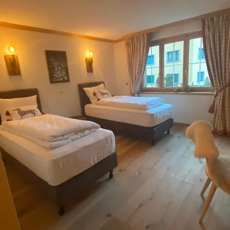 Apartmán 3 Bedroom Luxury With Access Klosters